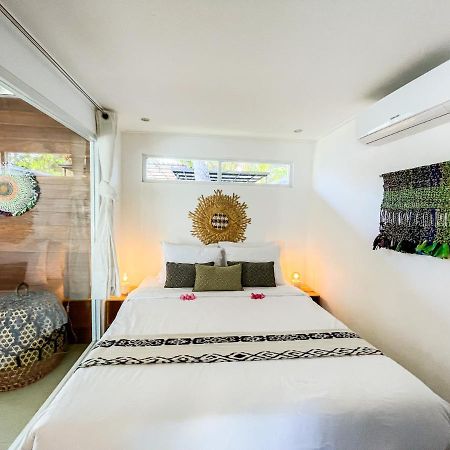 Villa Kotak Surfers Escape Reopening Rates Apply Now Selong Belanak Exteriér fotografie